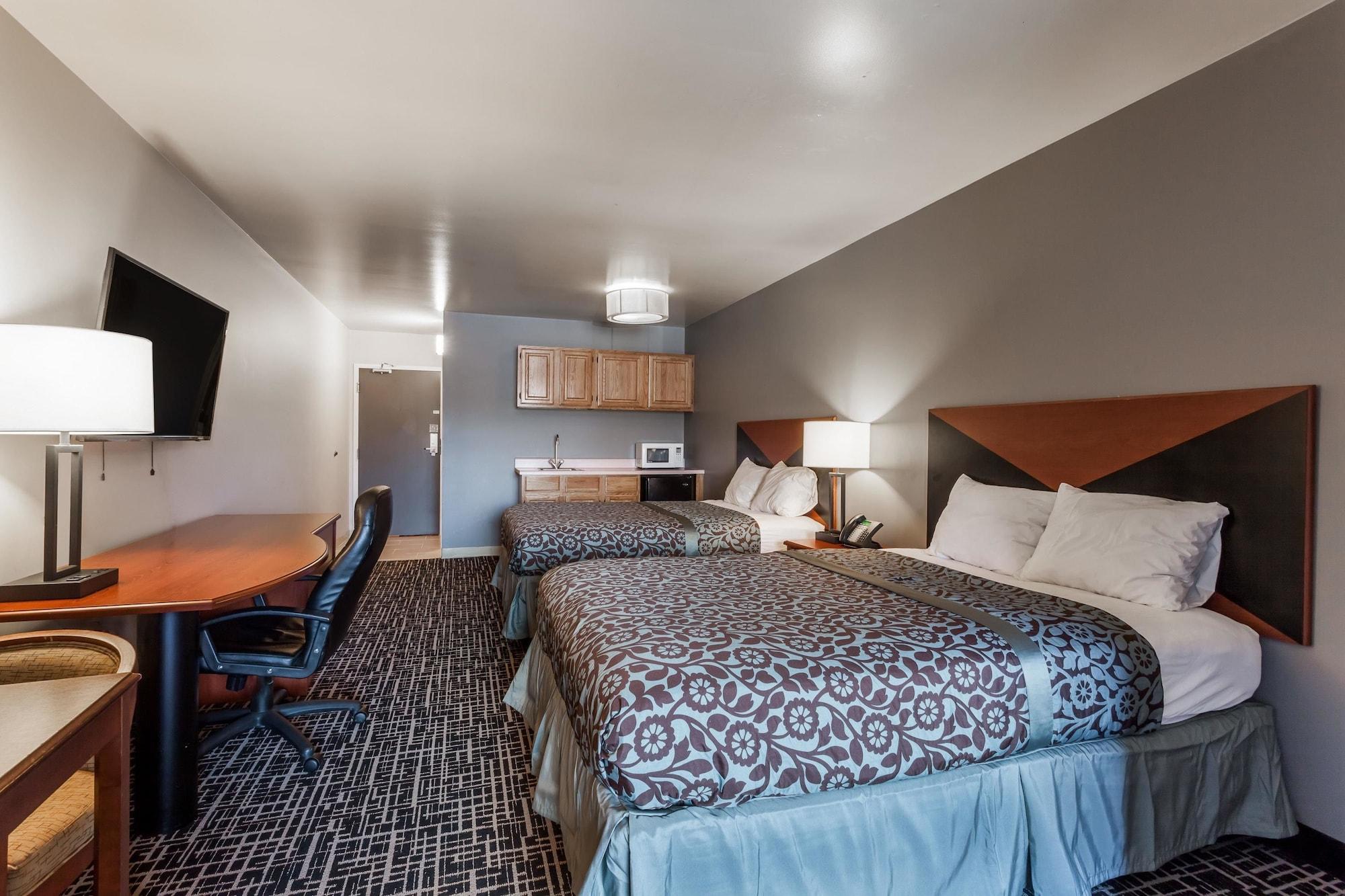 Days Inn & Suites By Wyndham Lancaster Amish Country Mountville Экстерьер фото
